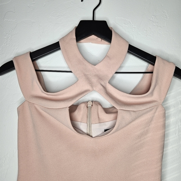 Nookie‎ Hollywood Blush Pink Strappy Cutout Fitted Midi Dress size Medium NWT​ - Picture 10 of 12